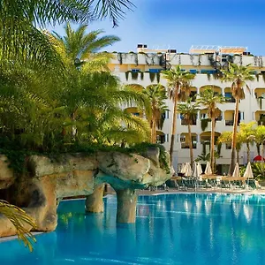  Apartment Guadalpin Residences